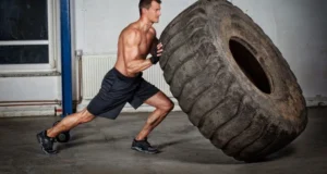 Ejercicios con llantas de tractor: por qué incluirlos en tu gimnasio